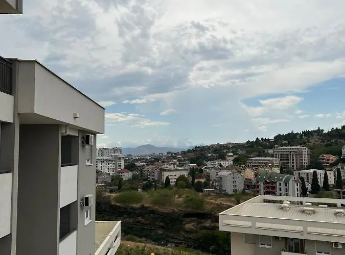 Daire Oscar Podgoriçe