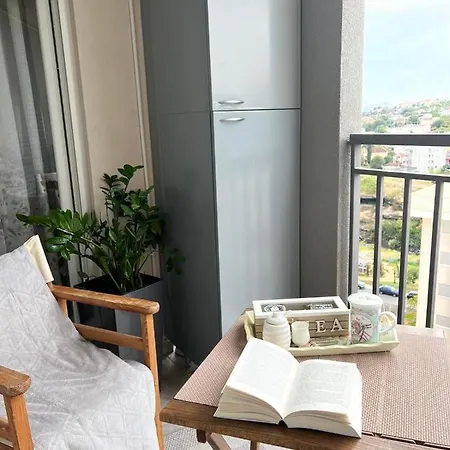 Oscar Apartment
